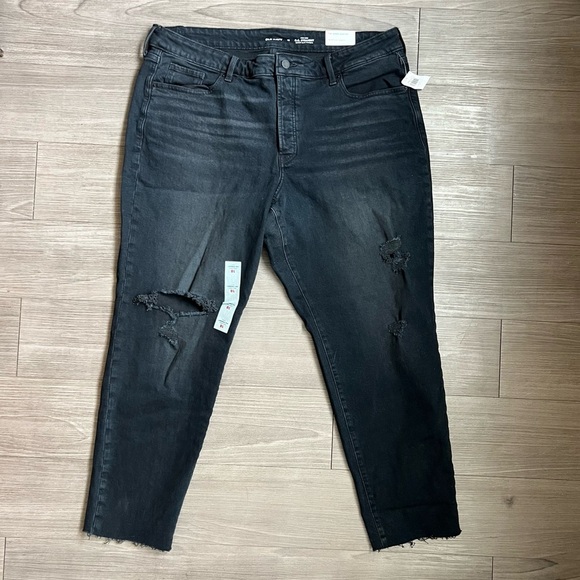 NWT Old Navy Distressed Black High Rise O.G. Straight Ankle Jeans Size 18 - Picture 1 of 7